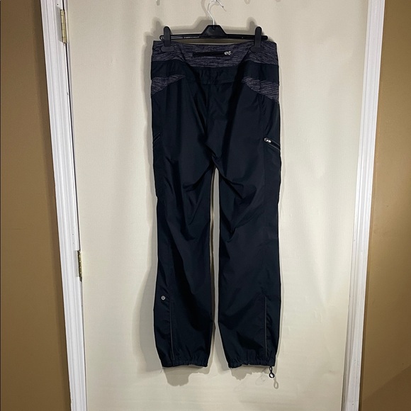 Lululemon Women’s Run: Travel To Track Pant Size 8 Like New Condition - Picture 10 of 16